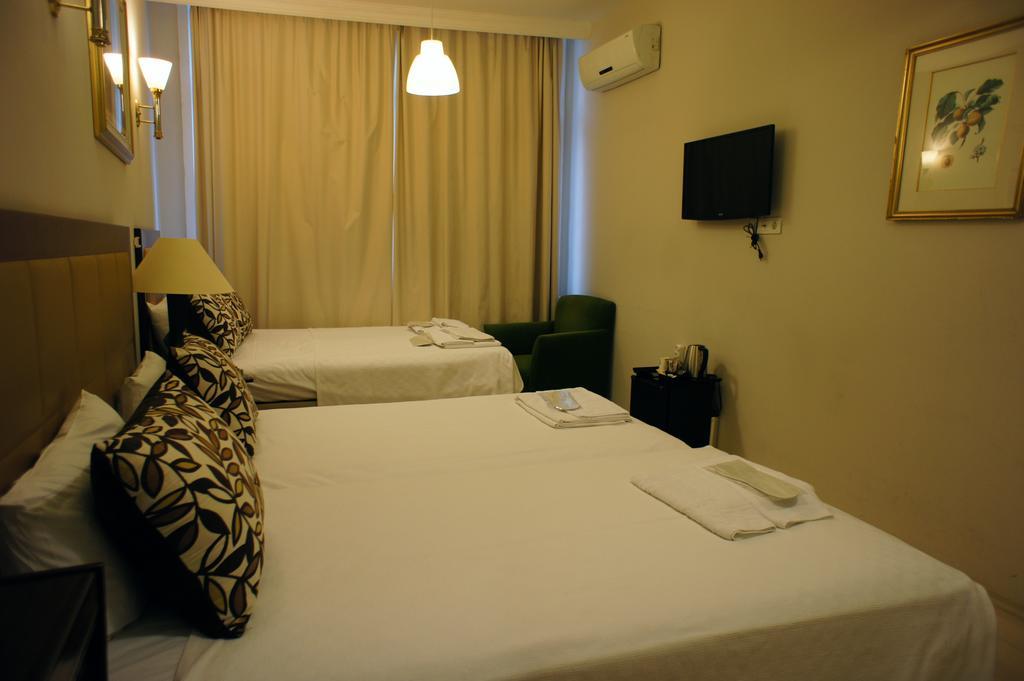 Academia Hotel Estambul Exterior foto