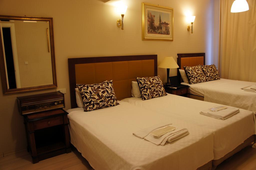Academia Hotel Estambul Habitación foto