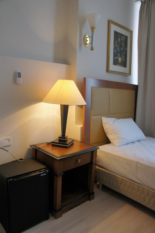 Academia Hotel Estambul Habitación foto